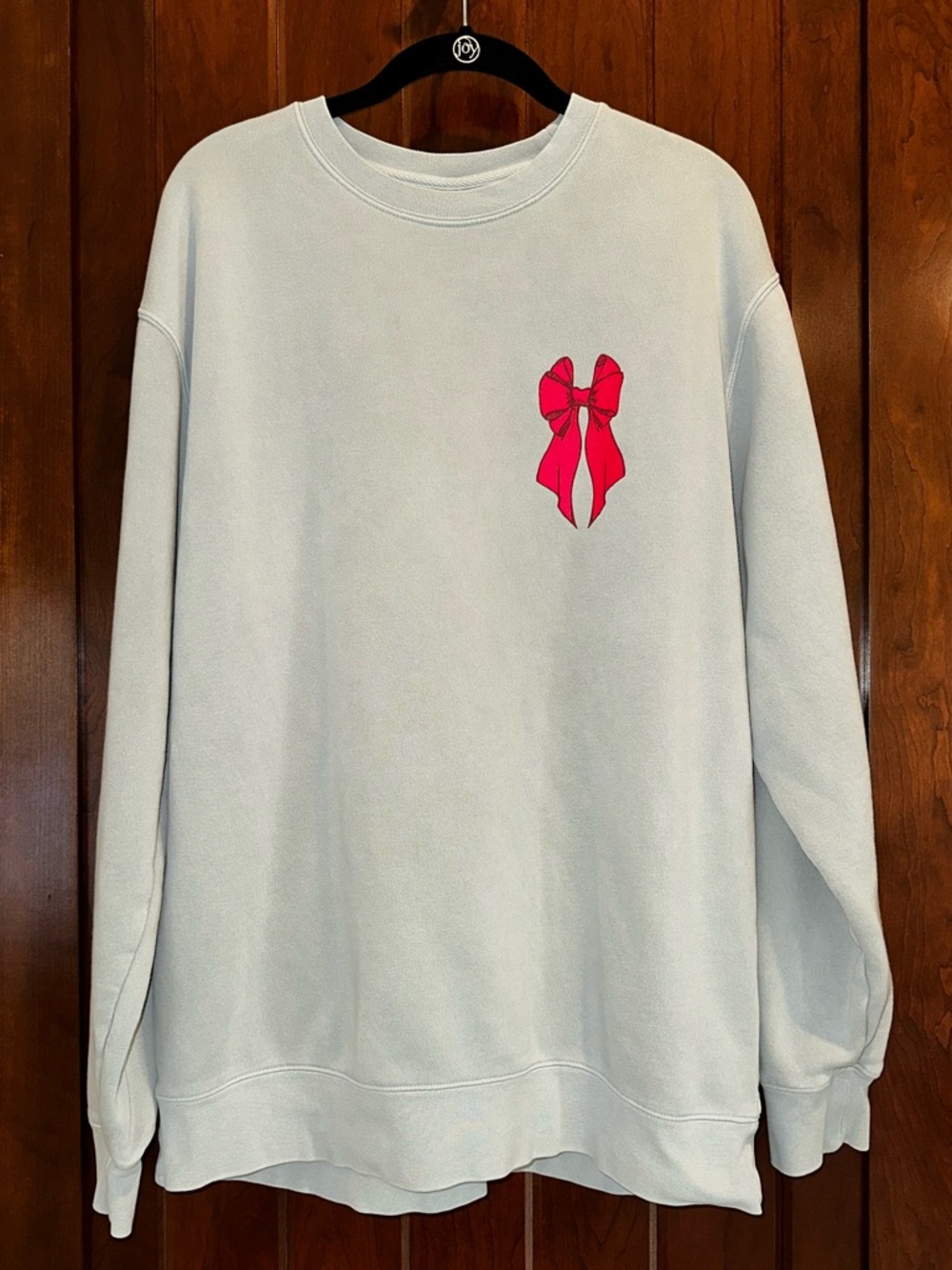 Living Fully Co Green Christmas Tree Sweatshirt with Red Bow Detail Size Large